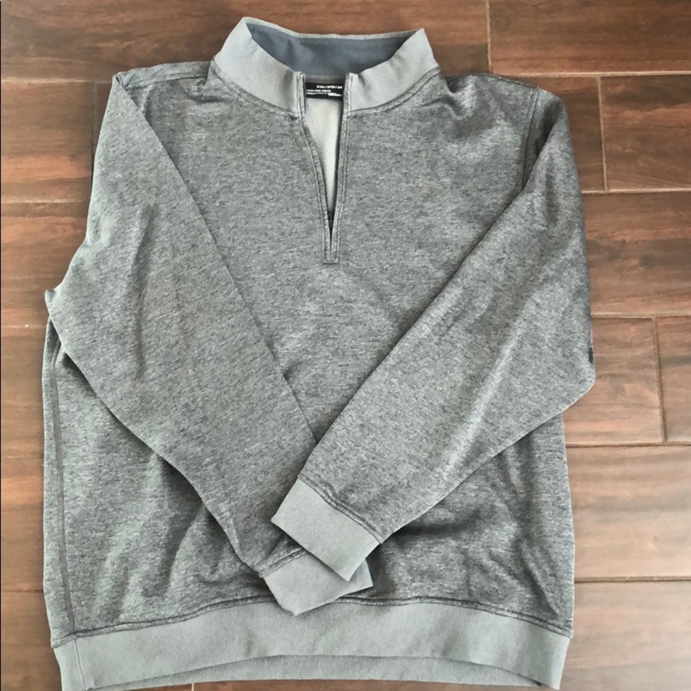 UNDER ARMOUR 1/4 zip sweater.